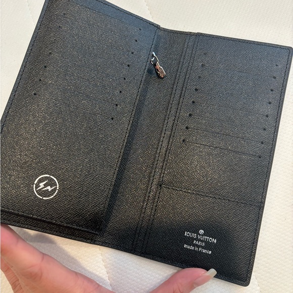 Wallet - Picture 1 of 2